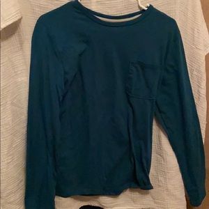 blue long sleeve shirt